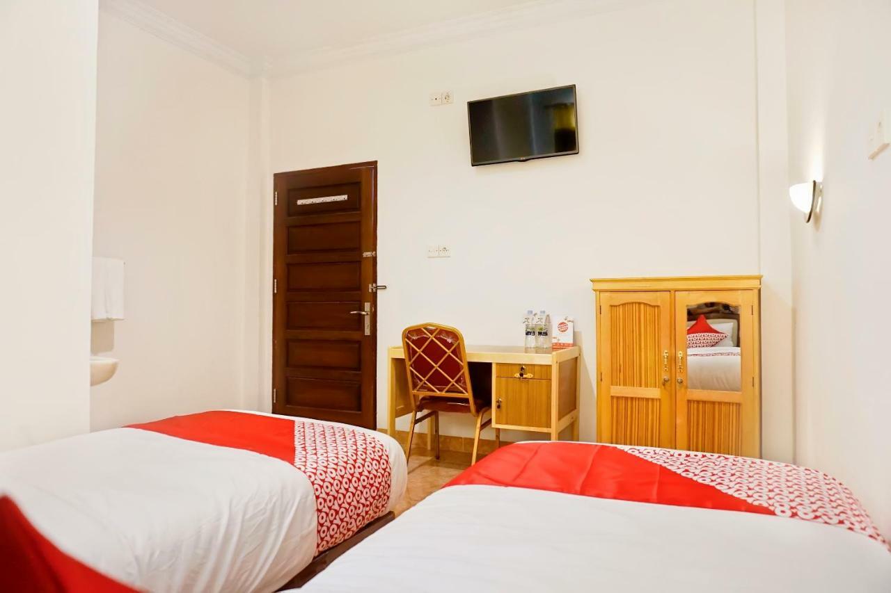 Oyo 694 Khasanah Residence Pekanbaru Eksteriør billede