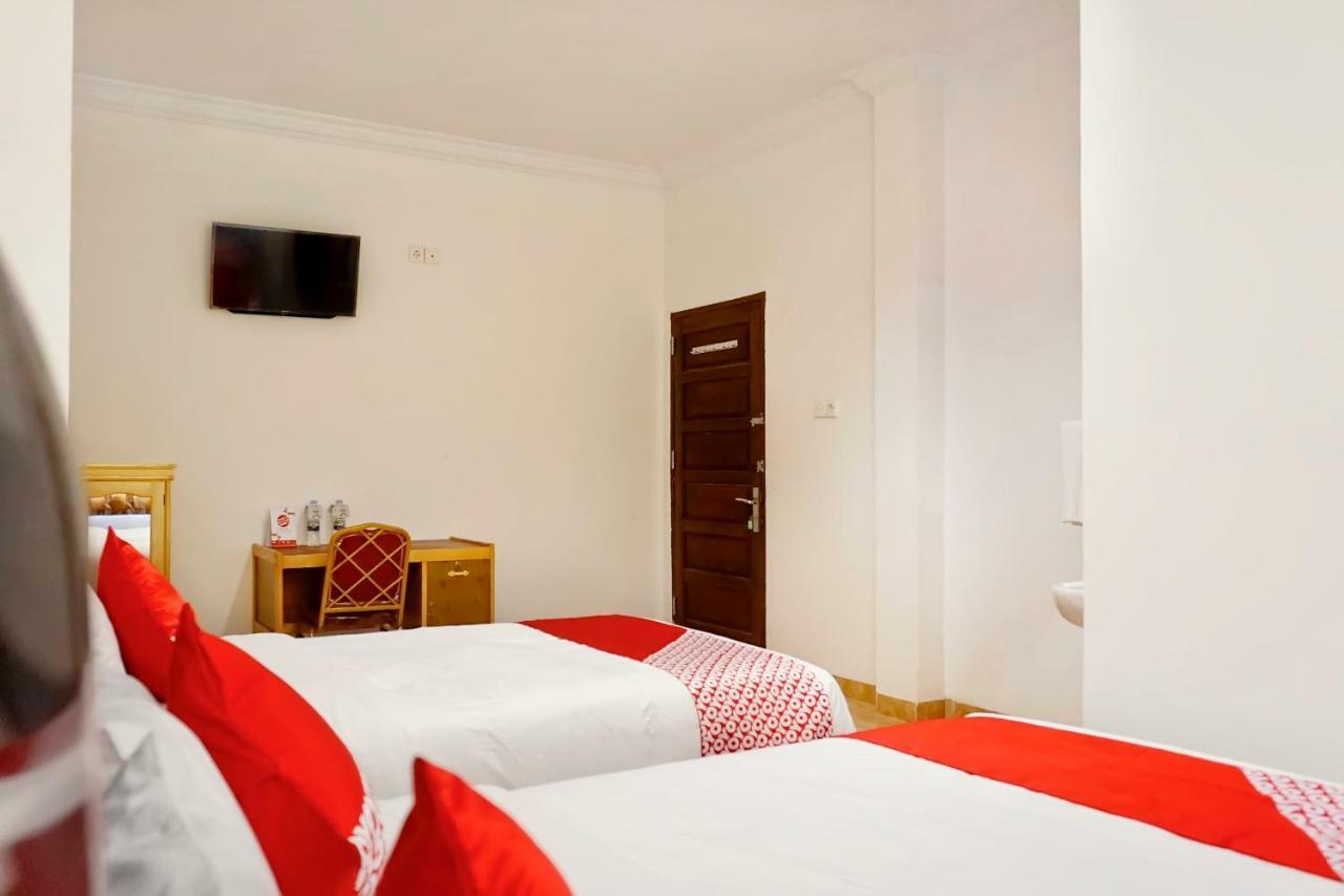 Oyo 694 Khasanah Residence Pekanbaru Eksteriør billede