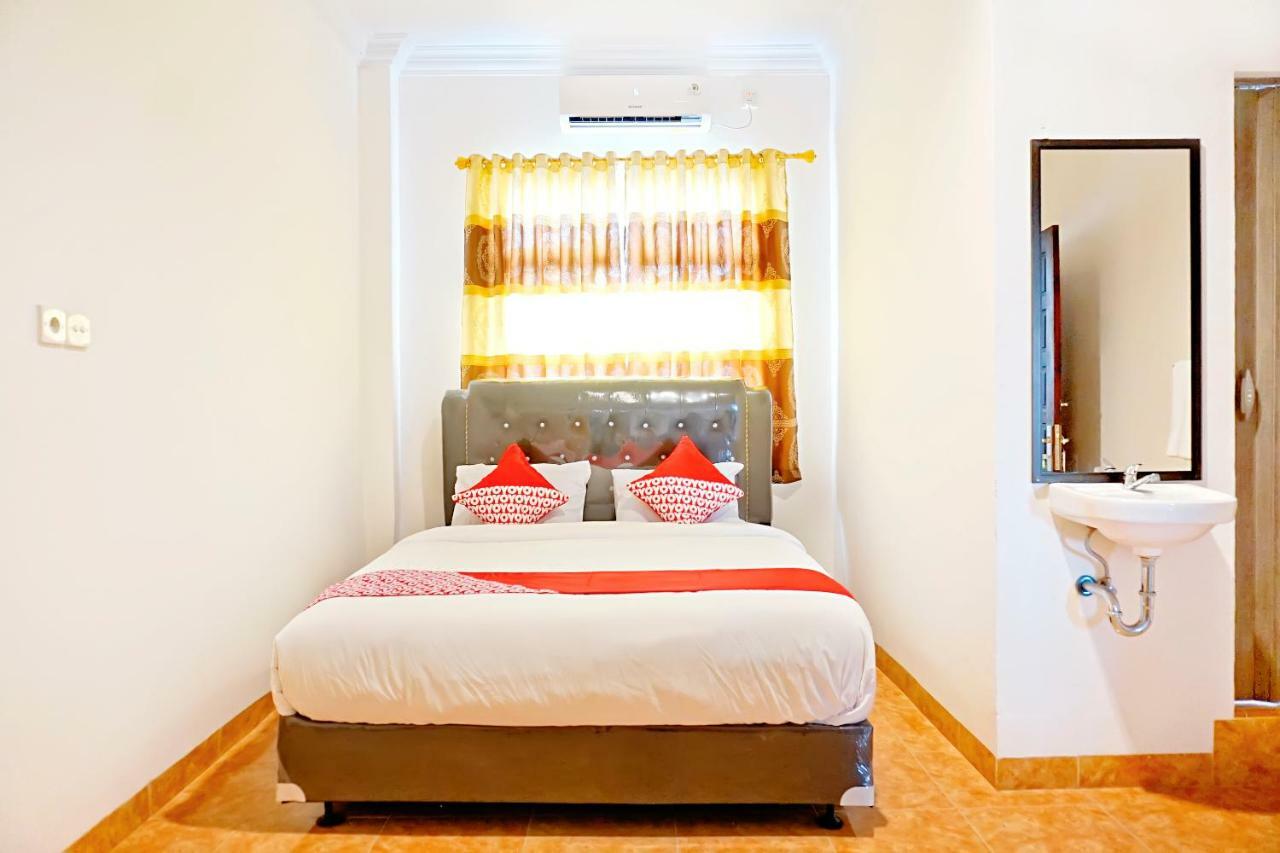 Oyo 694 Khasanah Residence Pekanbaru Eksteriør billede